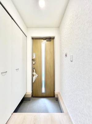 ���ց@�������P�������`Entrance�`�@�Ƃ̒��ł��q�l���}����ŏ��̏ꏊ�ł��錺�ւ́A�Ƃ̈�ۂ��̂��̂ł��I�L�x�Ȍ��֎��[�ŁA����Y��ɕۂ��Ƃ��o���܂��􌺊ւɂ͂����Ղ���[�̉��ʔ��������I