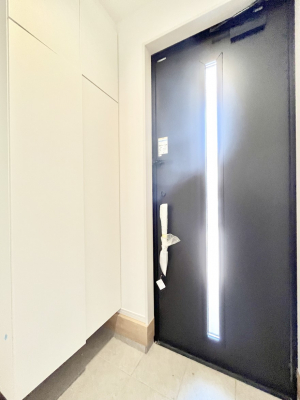 ���ց@�����`Entrance�`�@�Ƃ̒��ł��q�l���}����ŏ��̏ꏊ�ł��錺�ւ́A�Ƃ̈�ۂ��̂��̂ł��I�L�x�Ȍ��֎��[�ŁA����Y��ɕۂ��Ƃ��o���܂��􌺊ւɂ͂����Ղ���[�̉��ʔ��������I