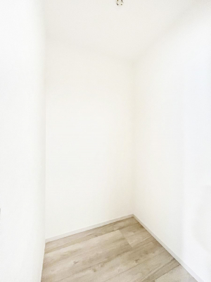 ���̑����ρ@�ݔ����P�����������W�܂肻����LDK���X�b�L���Еt���܂��B  