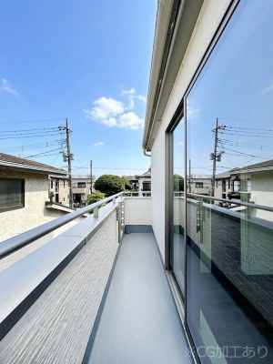 �o���R�j�[�@������B�������`Balcony�`  �傫�ȋ�Ɉ͂܂ꂽ�C�����̂����ƁB  �o���R�j�[��`�������ň��|�I�ȊJ�����ɕ�܂�܂��B  �o���R�j�[�͗z���������݂��z�c����󕨂��C�����悭�������Ƃ��ł��܂��B