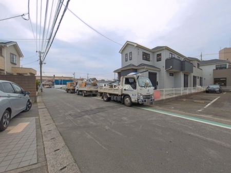 ���n�O�ώʐ^�@��A�������`Exterior�`�@�O�ʓ��H�F��6.2m�����@�O�ʓ��H�͊ՐÂȏZ��n���͂���Ԓʂ�̏��Ȃ����H�B���Ԃ̏o��������炭�炭�ł��I���s���_�E���n���w�̂���]�́A���C�y�ɂ��₢���킹���������I�@