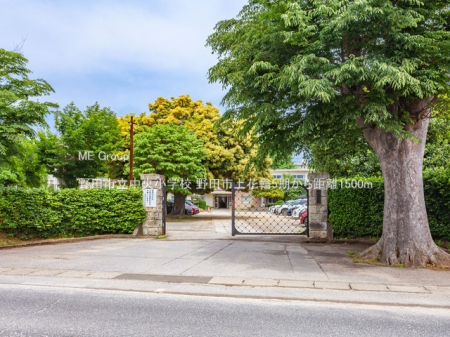 ���ӊ��@���w�Z 1500m ��c�s���������w�Z