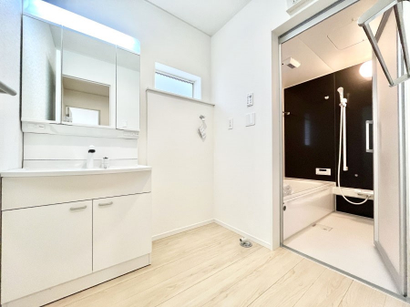 ���̑��@�������̂�����K��Ԃł��B�����̐g�x�x���C�����ǂ����g�������܂��B 