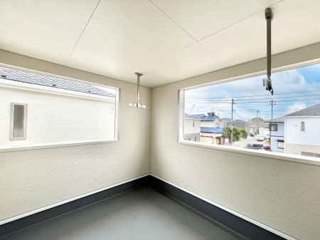 �o���R�j�[�@�������o���R�j�[�������R��������̂������܂��B