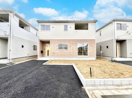 ���n�O�ώʐ^�@�������ꂽ�O�ρA�㎿�ȏZ��Ԃ��L���鎺���͉i�����S���ĉ߂�����Z���ł��B 