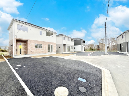 ���n�O�ώʐ^�@�O�ρ`Exterior�`�@�O�ʓ��H�͊ՐÂȏZ��n���͂���Ԓʂ�̏��Ȃ����H�B���Ԃ̏o��������炭�炭�ł��I���s���_�E���n���w�̂���]�́A���C�y�ɂ��₢���킹���������I