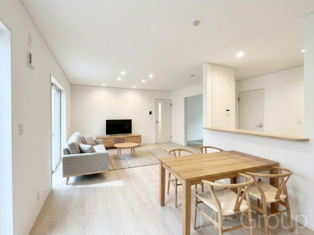 ���r���O�@���Ƒ��̓��₩�Șb�����ŕ�܂�閾�邢���r���O  ���Ƌ��CG�ł�