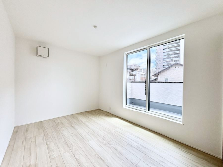 ���̑����ρ@�o���R�j�[���J�������v���X���Ă����m��