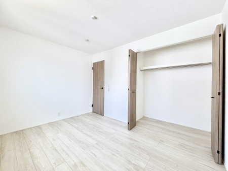 �q�������@�q�������ɂ��������߂Ȏ��[�X�y�[�X�����Ղ�̋���