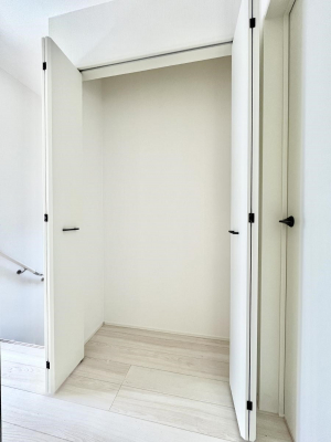 ���̑����ρ@�ݔ����Q�������L�����[�B�|�������G�߂̏��������[���邱�Ƃ��ł��܂��B