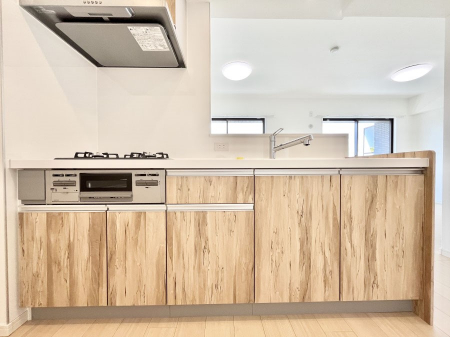 �L�b�`���@���������Ȃ���ł����Ƒ��Ƃ̉�b���y���߂�ΖʃL�b�`��