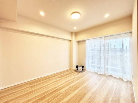 ���̑����ρ@�o���R�j�[���J�������v���X���Ă����m��  