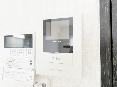 ���̑����ρ@TV���j�^�[�t�C���^�[�t�H�����t���Ă��ăZ�L�����e�B�[��  