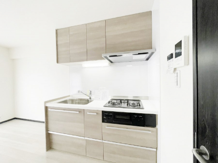 �L�b�`���@�������������I�ɁA�y�����I�V�X�e���L�b�`��