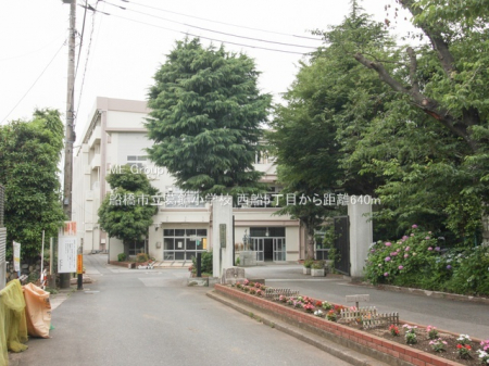 ���ӊ��@���w�Z 640m �D���s���������w�Z