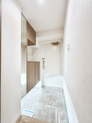 ���ց@���Ƒ��₨�q�l���C�����悭���o�}���ł��鉸�₩�ȕ��͋C�̌��ւł��B