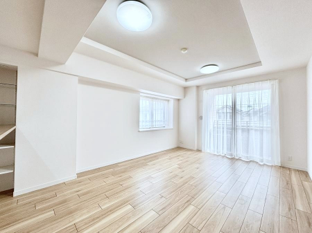 ���r���O�@�؂̉����肪�₳�����t���[�����O�͈��炬�������炷�Z���