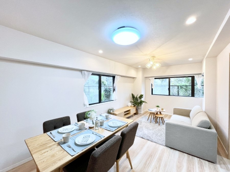 ���̑����ρ@�Ƒ������R�ƏW�܂�e���̃X�y�[�X�ɂȂ肻��  