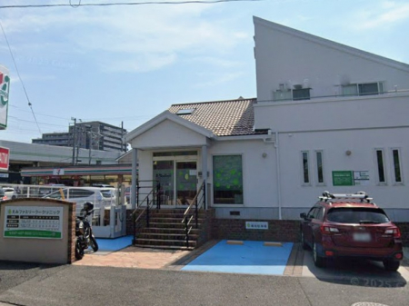 ���ӊ��@�a�@ 1100m ���݃t�@�~���[�N���j�b�N