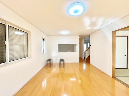 ���̑����ρ@�V���v���ȃf�U�C���Ȃ̂ŃC���e���A���l����̂��y���݂ł��ˁI