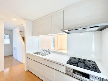 �L�b�`���@�J�E���^�[�z���Ɋy����������ׂ�B�����̂������������Ɣ��������Ȃ肻���ł��ˁB