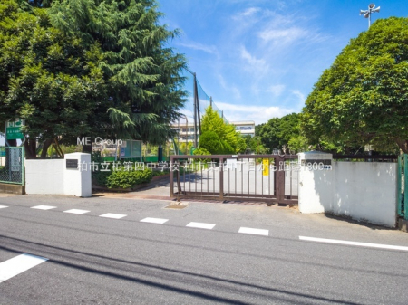 ���ӊ��@���w�Z 1800m ���s������l���w�Z