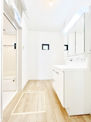 ���ӊ��@���w�Z 450m ���q�s�����u�Ï��w�Z