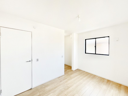 ���ӊ��@�c�t���E�ۈ牀 1500m �u�Õۈ牀