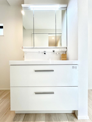 ���ʑ�E���ʏ��@�傫�����₷���O�ʋ��Ő�����������ʑ�́A�g�����Ȃ݃`�F�b�N�┧�̂������ɂ������߂ł��B 