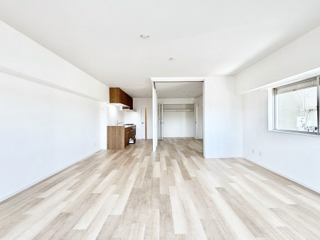 ���̑����ρ@�Ƒ������R�ƏW�܂�e���̃X�y�[�X�ɂȂ肻��