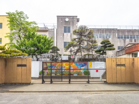 ���ӊ��@���w�Z 1200m ���s�����t���w�Z