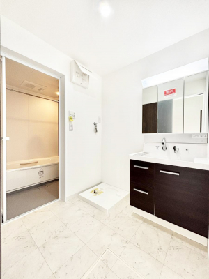 ���ʑ�E���ʏ��@�������̂�����K��Ԃł��B�����̐g�x�x���C�����ǂ����g�������܂��B 