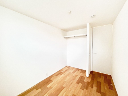 �Q���@�g���₷���`�Ńx�b�g��Ƌ�̒u�����ɂ����邱�Ƃ�����܂���B   