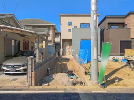 ���n�O�ώʐ^�@���P�������`Exterior�`�@���X�����Ȃ���A�咣���߂����ǂ����]�T������������V���[�v�ȃt�H�����ŘȂޓ@��́A���V�̋�ƏƂ炵���킹�鎖�ŁA�{������ׂ������`�̎p�������Ă���܂��B