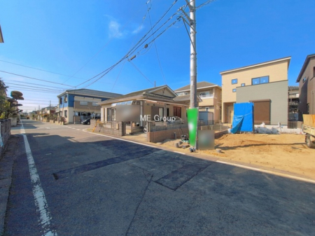 ���n�O�ώʐ^�@�`Exterior�`�@�O�ʓ��H�F�� 6m �����@�O�ʓ��H�͊ՐÂȏZ��n���͂���Ԓʂ�̏��Ȃ����H�B���Ԃ̏o��������炭�炭�ł��I���s���_�E���n���w�̂���]�́A���C�y�ɂ��₢���킹���������I