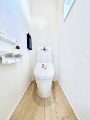 �g�C���@�������P�������`Toilet�`�@�������̂��鐅����g�C���̓E�H�V�����b�g�t���ł����g�C���͖����g�킴��𓾂Ȃ����́B����������ۂ������ł��ˁB�g�C����2��������̂Œ��̍��G���ɕ֗��ł��I