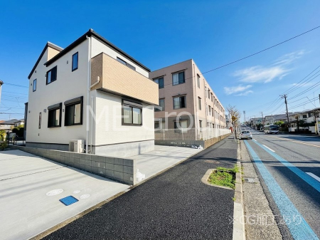 ���n�O�ώʐ^�@�O�ρ`Exterior�`�@�O�ʓ��H�͊ՐÂȏZ��n���͂���Ԓʂ�̏��Ȃ����H�B���Ԃ̏o��������炭�炭�ł��I���s���_�E���n���w�̂���]�́A���C�y�ɂ��₢���킹���������I