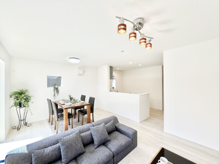 ���̑����ρ@�Ƒ������R�ƏW�܂�e���̃X�y�[�X�ɂȂ肻��