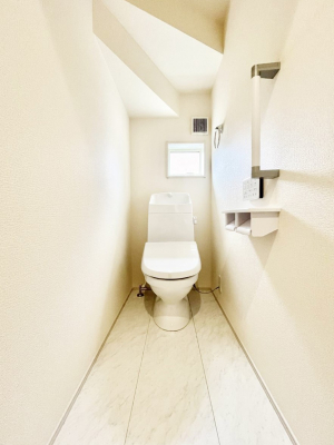 �g�C���@������10�������`Toilet�`  �Y��E�X�b�L���E���K�ȃE�H�V�����b�g�t�g�C���ł��낰���Ԃł��B  �g�C���͖����g�킴��𓾂Ȃ����́B����������ۂ������ł��ˁB
