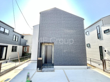���n�O�ώʐ^�@�O�ρ��Q�������`Exterior�`�@�������ː��u�����J�啧�v�w�k��9���I�w�߂̗��֐��ƖL���Ȏ��R�����󂷂�Z���̂��ƁA�ʂ�L���ȉ��K�ȕ�炵�͉Ƒ����Ί�ɂ��Ă��ꂻ���ł��B