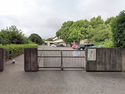 ���ӊ��@���w�Z 1550m ���P�Y�s�����a���w�Z