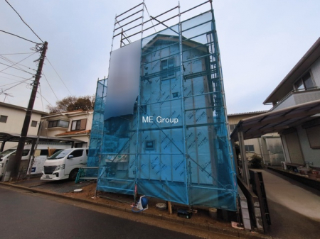 ���n�O�ώʐ^�@�`Exterior�`�@�ՐÂȏZ��n�Ŏq��ĉƑ��Ƀs�b�^���B�����̂��U�������K�ȗ΂Ɍb�܂ꂽ�G���A�ŁA���R�ɕ�܂ꂽ���₩�ȕ�炵���������邽�߂́A��Ƃ肠��Z���������Ă��܂��B