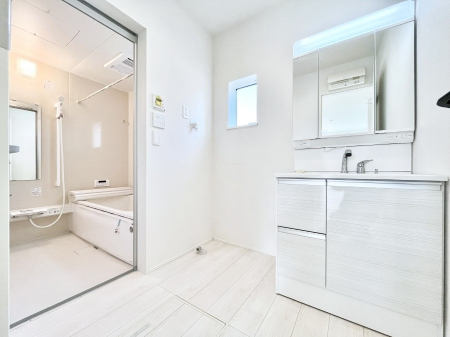 ���̑��@�������̂�����K��Ԃł��B�����̐g�x�x���C�����ǂ����g�������܂��B 