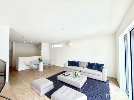 ���r���O�@���Ƒ��̓��₩�Șb�����ŕ�܂�閾�邢���r���O  ���Ƌ��CG�ł�