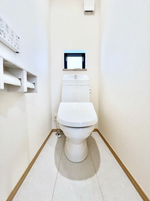 �g�C���@������B�������`Toilet�`�@�������̂��鐅����g�C���̓E�H�V�����b�g�t���ł����g�C���͖����g�킴��𓾂Ȃ����́B����������ۂ������ł��ˁB�g�C����2��������̂Œ��̍��G���ɕ֗��ł��I