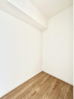 ���̑��@�����`Walk-in Closet�`�@�K�v�Ȃ��̂�R�[�f�B�l�[�g���ꗗ���Ċm�F�ł��A�g�x�x�⏀�����Z���ԂōςރE�H�[�N�C���N���[�[�b�g��ݒu���܂����B�Ƃ̒�����������Ƃ�����֗��Ȏ��[�X�y�[�X�ł��B