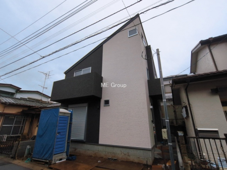 ���n�O�ώʐ^�@�`Exterior�`�@���ӂɂ͊w�Z�┃���{�݂����萶���A�q��ĂɓK���������L�����Ă��܂��I�u�i�Z�n�v�Ƃ��āA�����̂����w�����ł͂Ȃ��A���ӂ̊���ʊw�ł���w�Z�ɂ��Ă������k���������I