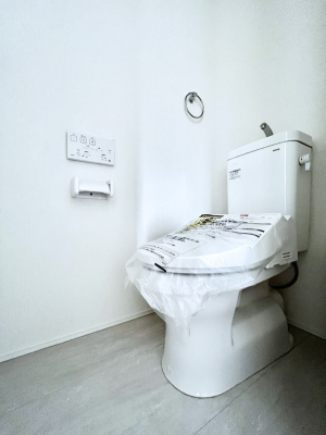 �g�C���@�����`Toilet�`�@�Y��E�X�b�L���E���K�ȃE�H�V�����b�g�t�g�C���ł��낰���Ԃł��B�g�C���͖����g�킴��𓾂Ȃ����́B����������ۂ������ł��ˁB�g�C����2��������̂Œ��̍��G���ɕ֗��ł��I