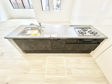 �L�b�`���@�������������I�ɁA�y�����I�V�X�e���L�b�`��  