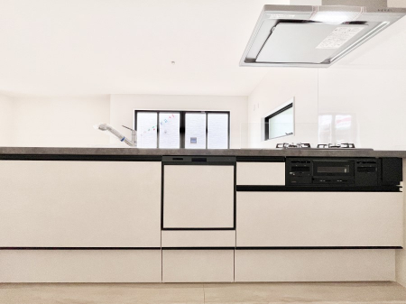 �L�b�`���@�����`Kitchen�`�@�L���Ďg���₷���L�b�`���Ȃ�Ƒ��ł�������ɗ�������������A��Еt������ԂȂ��ł����Ⴂ�܂�����[�������Ղ肠��̂ŁA������������Ɛ����Ȉ�ۂ�ۂĂ܂��B